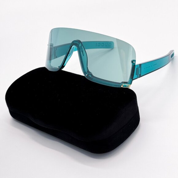 NEW GUCCI GG1637S 001 OVERSIZED BLUE MASK  SUNGLASSES GUCCI - Picture 1 of 12